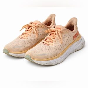 Hoka Clifton 8 Running Shoes Peach Women’s 9.5 / Men’s 8–8.5 EU 42